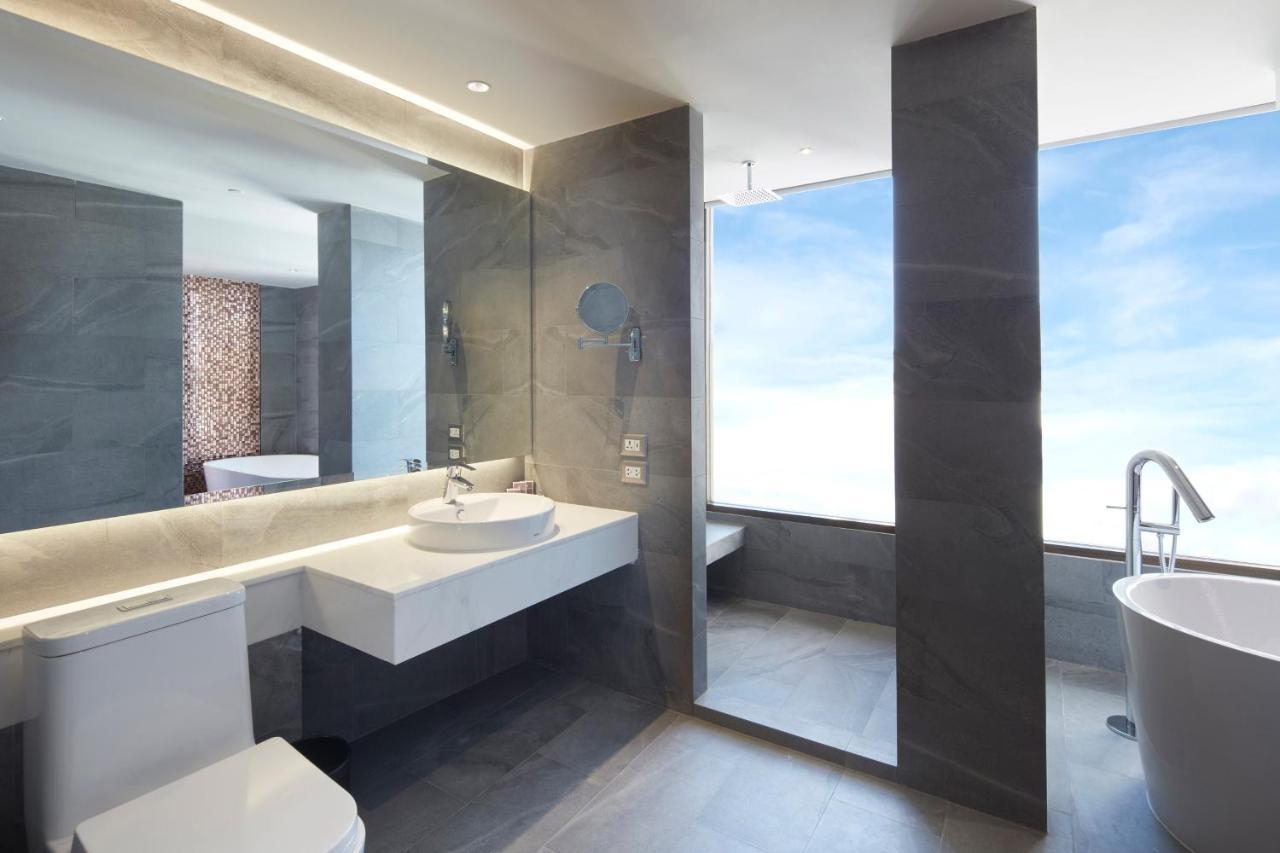Grace At Five By Grace Hotel Bangkok Bagian luar foto