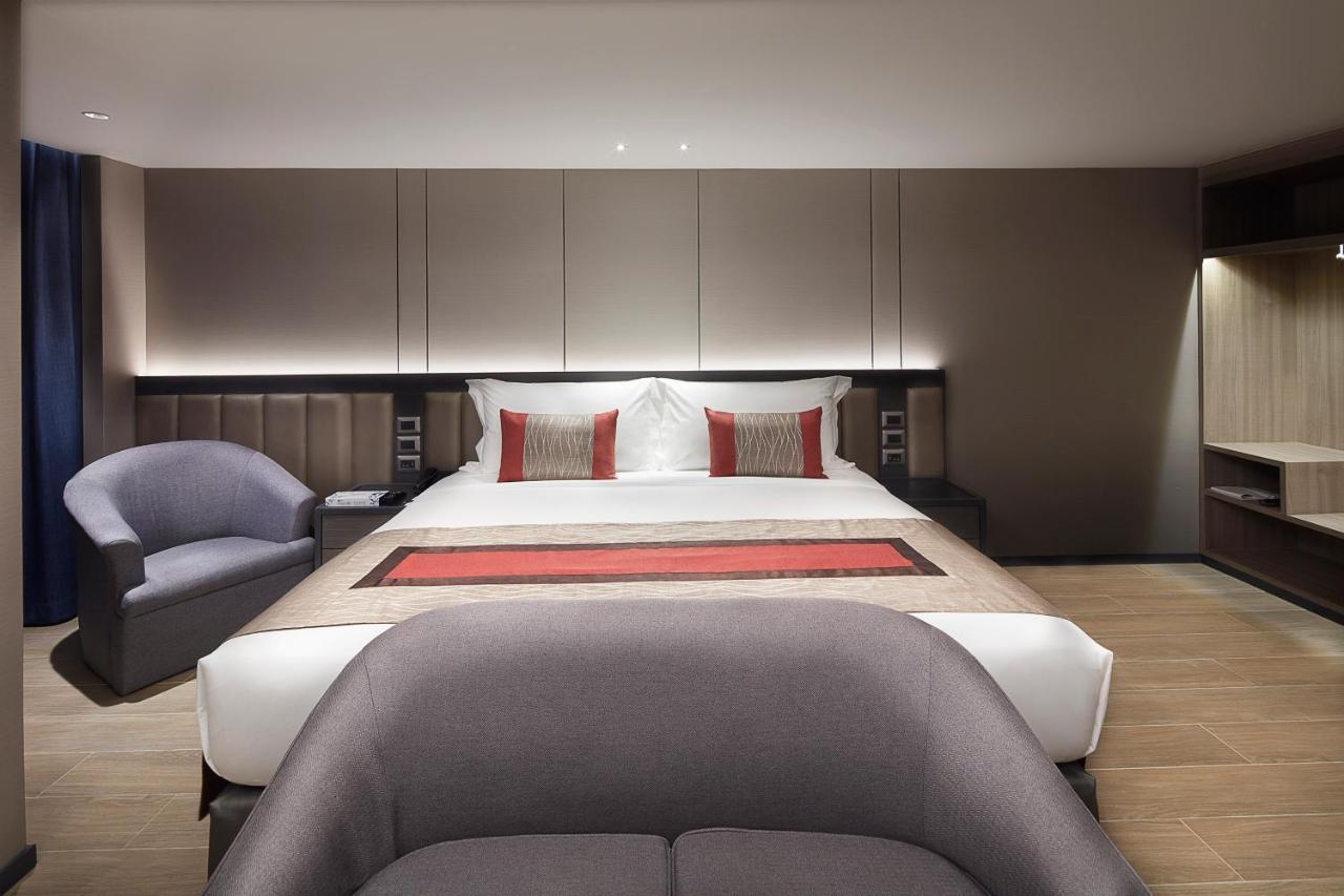 Grace At Five By Grace Hotel Bangkok Bagian luar foto
